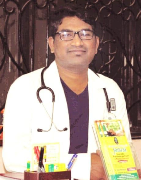 Dr. Raju Bhusanar — founder of Yashraj Ayu, B.A.M.S, Ayurvedacharya